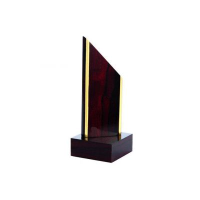 Holztrophäe Triumph