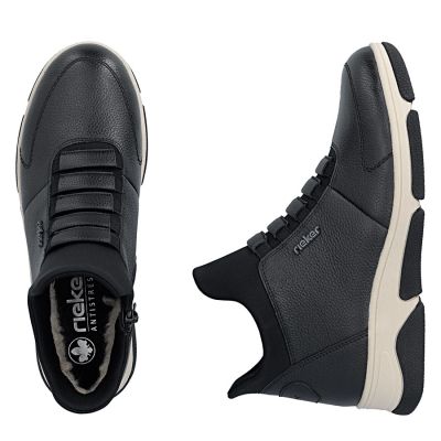 11. Schwarze, gefütterte Damen-Ankle-Boots aus Leder von Rieker (Modell L5651-01)