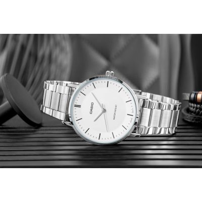 6. Herrenuhr CASIO MTP-VT04D-7EDF + Box