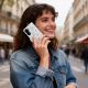 6. Tech-Protect Wallet Case für Samsung Galaxy A26 5G / A17 4G / 5G – Gänseblümchen mit Blättern