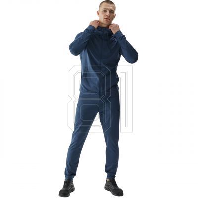 4. Hose 4F M 4FWAW24TFTRM682 31M