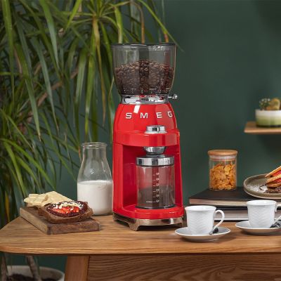11. Smeg CGF11RDEU Kaffeemühle 150W Rot