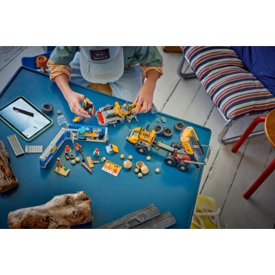 8. LEGO City 60494 - Muldenkipper und Frontlader