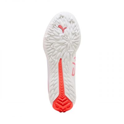 6. Puma Ultra 5 Match+ LL TT Jr 108355 01 Fußballschuhe
