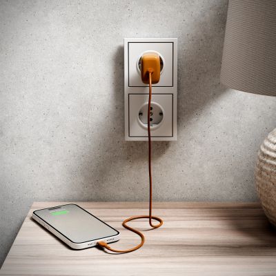 7. Puro Pro Lite 30W USB-C Wandladegerät – Orange