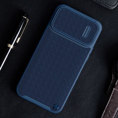 15. Nillkin Textured S Case für iPhone 14 Plus, gepanzerte Hülle mit Kameraabdeckung, blau