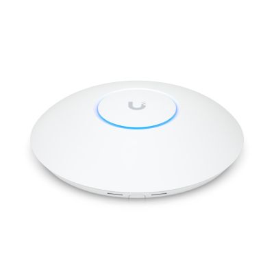 21. Ubiquiti UniFi U7 Pro Max Access Point Wi-Fi 7 2,4 GHz (2x2)/5 GHz (4x4)/6 GHz (2x2) PoE+ 1x2,5 G