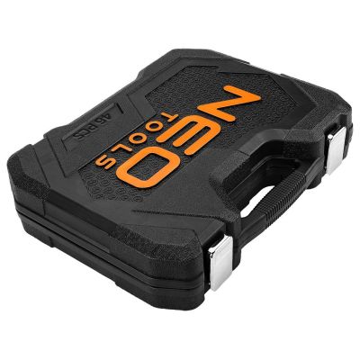 4. Satz von Durchgangssteckdosen 1/4" + 3/8", 46 Stück.