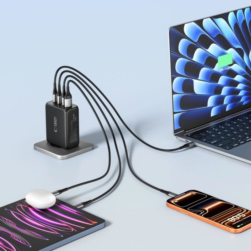 7. Tech-Protect NC200W-GaN 4-Port 200W Wandladegerät - Schwarz