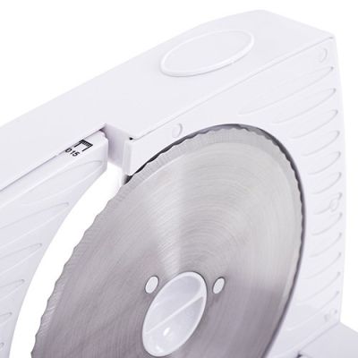 6. CAMRY CR 4703 Schneidemaschine