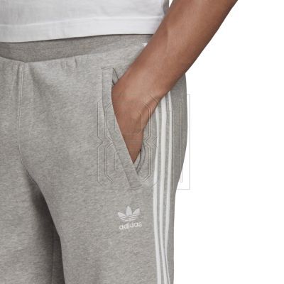 9. adidas 3-Streifen Hose M GN3530