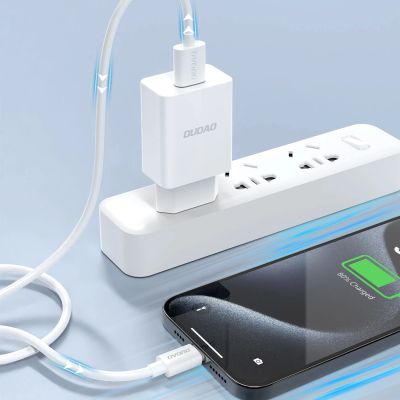 5. Dudao A4EU USB-A 2,1 A Wandladegerät – weiß + USB-A – USB-C-Kabel