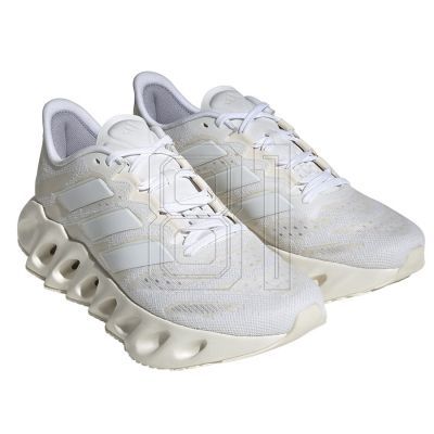 7. adidas SWITCH FWD W ID1789 Schuhe