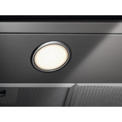 6. Unterbau-Dunstabzugshaube, integrierter Einsatz ELECTROLUX LFG516X