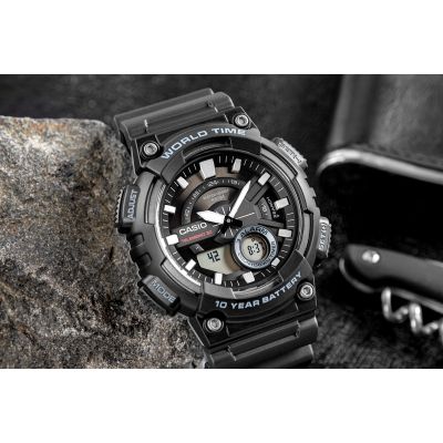 5. CASIO Gerton AEQ-110W-1AVDF Herrenuhr + Box