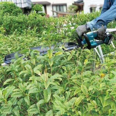 18. 18V DUH606Z MAKITA Akku-Heckenschere