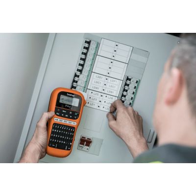 3. Brother PTE110VPYP1 Etikettendrucker, 180 x 180 dpi, 20 mm/s, TZe, QWERTY