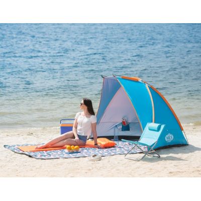 8. NILS CAMP NC8030 XXL blaues Strandzelt