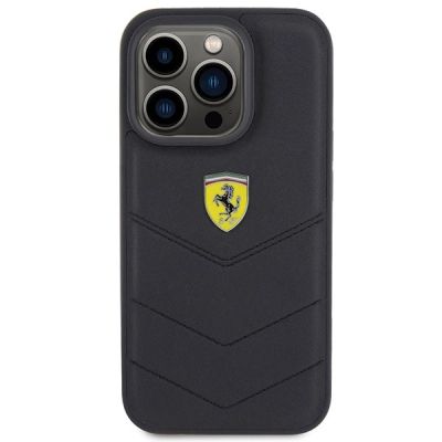 3. Ferrari Quilted Metal Logo-Hülle für iPhone 15 Pro – Schwarz