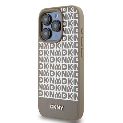 2. DKNY MagSafe-Hülle aus Leder mit bedrucktem Muster und Metalllogo für iPhone 15 Pro Max, Braun