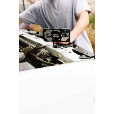 20. Urban Armor Gear Monarch Mag2 Doppelmagnetischer Ringständer