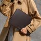 12. Tech-Protect Fleece-Laptoptasche 13-14" - Braun