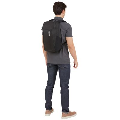 11. Thule TACBP-2115 Accent Rucksack 20 l für Laptops, schwarz