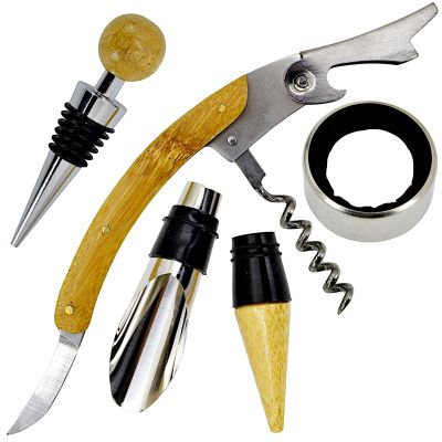 3. SCHACHSPIEL UND WEINACCESSOIRES-SET STAMINA