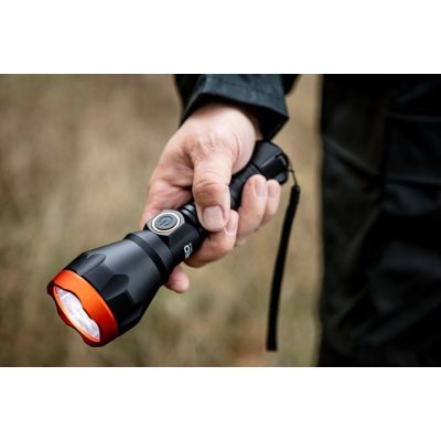 4. NEO Tools 99-070 Taschenlampe