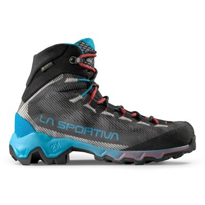 7. La Sportiva Aequilibrium Hike Woman GTX Carbon/Malib
