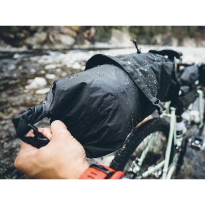 4. Topeak BackLoader Satteltasche 6L Nylon, Polyethylen