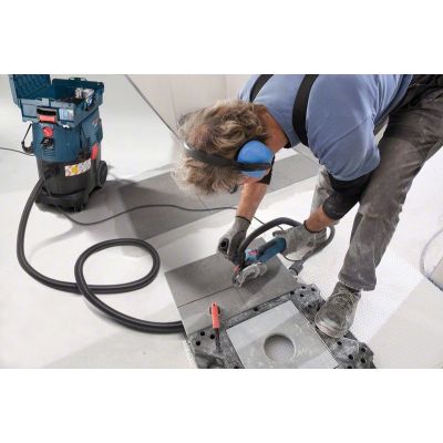 3. Bosch Gas 35 L SFC+ Professional Schwarz, Blau 1200 W