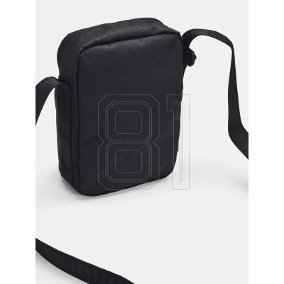 4. Under Armour 1381912-001 Tasche