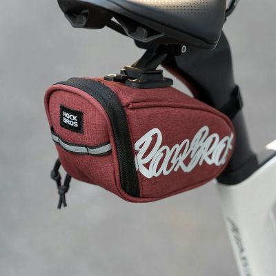 2. Rockbros G007 Flash Journey Satteltasche 0,8 l - rot