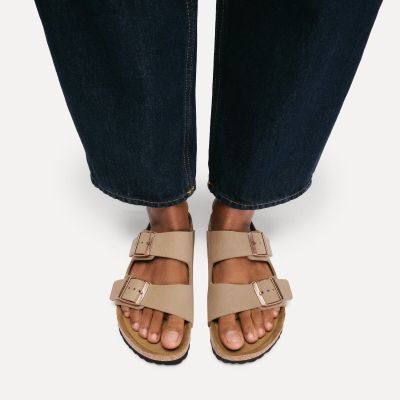 13. Birkenstock Arizona Tabacco Brown schmale braune Herren Flip-Flops (0352203)