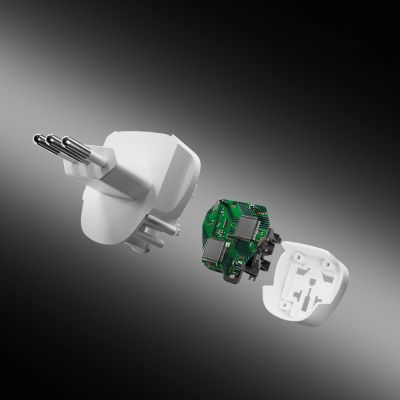 8. SBS IT Reiseadapter – Universal – Weiß