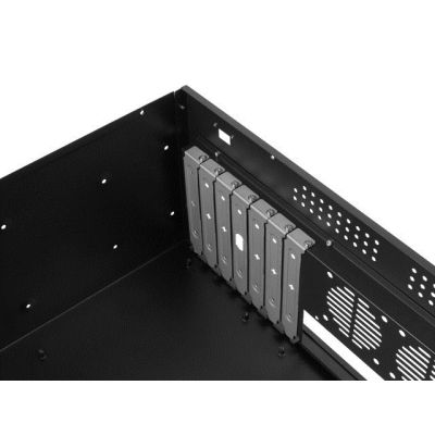 4. LANBERG Servergehäuse 19" 4U ATX 350/10 SC01-3