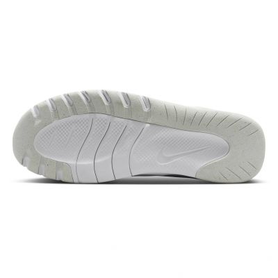 7. Nike Herren-Trainingsschuhe HV9972-100