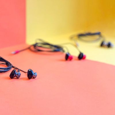 8. Dudao Metal Wired Earbuds 3.5mm Mini Jack Grau (X2C-Grau)