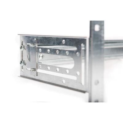 18. Digitus 483 mm (19") Montageschienenhalterung, 4 HE