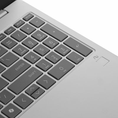 13. HP OmniBook 3 15-FN0105D Ryzen AI 5 330 15,6" FHD Touch IPS 16GB SSD512 FPR Win11 Glacier Silver (REPACK) 2Y