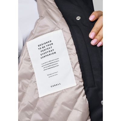 6. CASALL Leichter wattierter Regenparka Damen Schwarz
