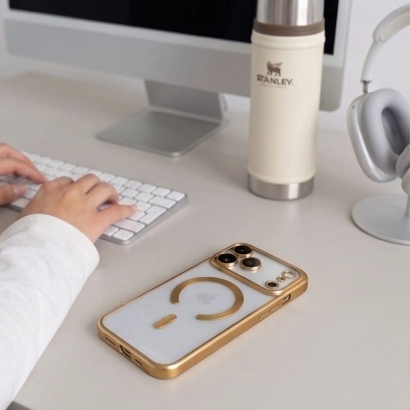 9. Tech-Protect MagFlex Hülle für iPhone 18 Pro / 17 Pro – Gold