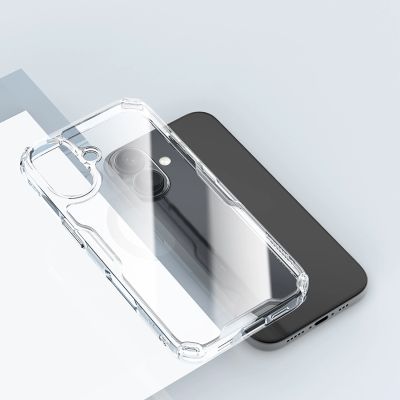 9. Nillkin Nature Pro Case für iPhone 16 – transparent und weiß