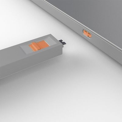 5. Lindy 40428 Port Blocker USB Typ-C Port Sperrschlüssel Grau, Orange 4 Stück.