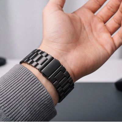 4. Tech-Protect Edelstahlarmband für Samsung Galaxy Watch 40/44/46 mm – Schwarz