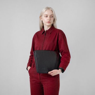 7. Wozinsky WTNP-14B Laptoptasche (13-14 Zoll) mit ausziehbarem Griff – Schwarz