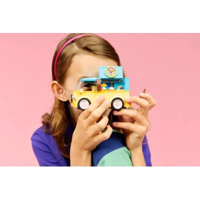 9. LEGO Friends 42678 Tierzubehör-LKW