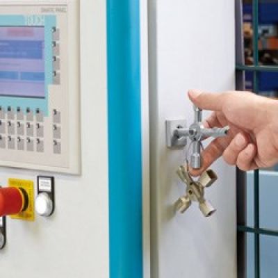 8. Knipex 00 11 01 Schaltschrankschlüssel und Werkzeug