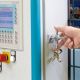 8. Knipex 00 11 01 Schaltschrankschlüssel und Werkzeug